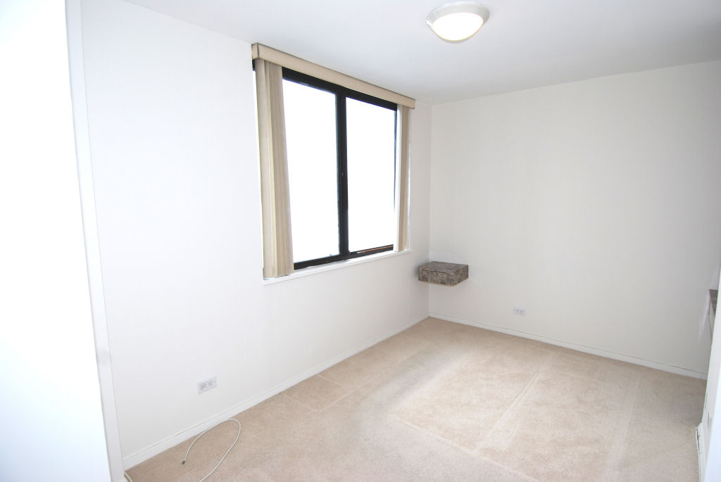North Shore Towers Alcove Studio