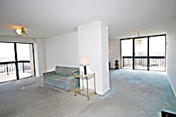 North Shore Towers 1     bedroom, 1.5 bath apt