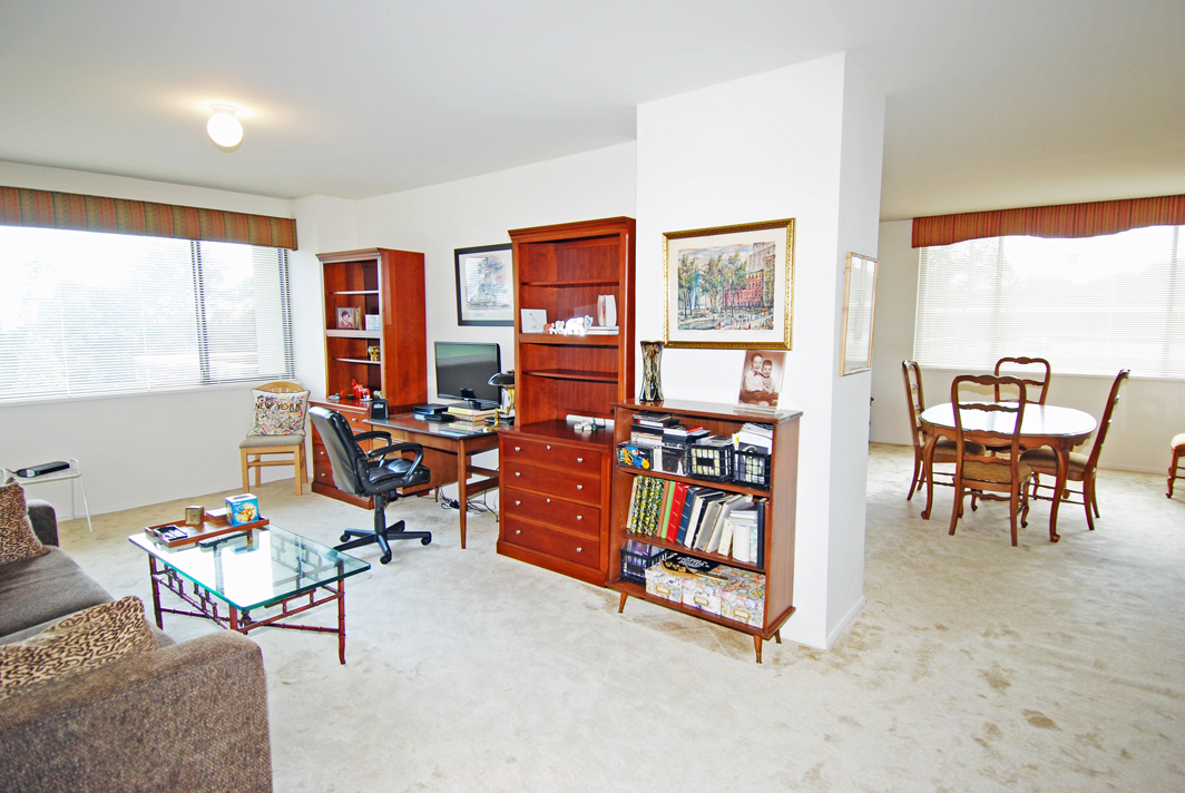 North Shore Towers Apt. 