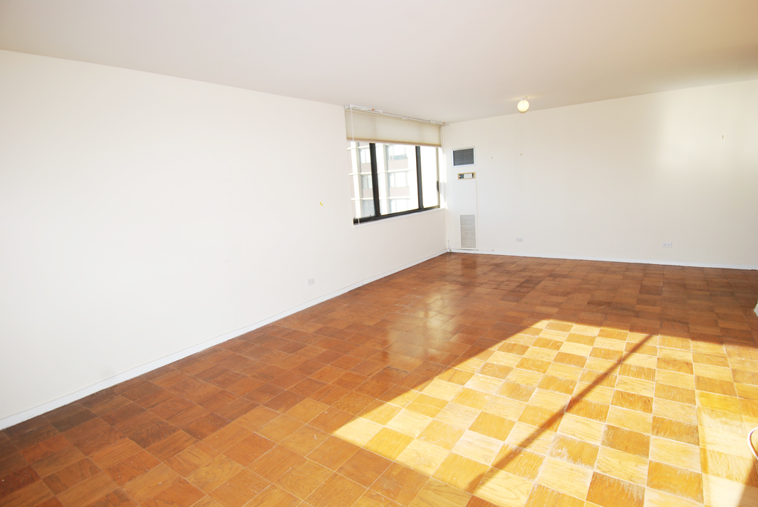 North Shore Towers Apt.