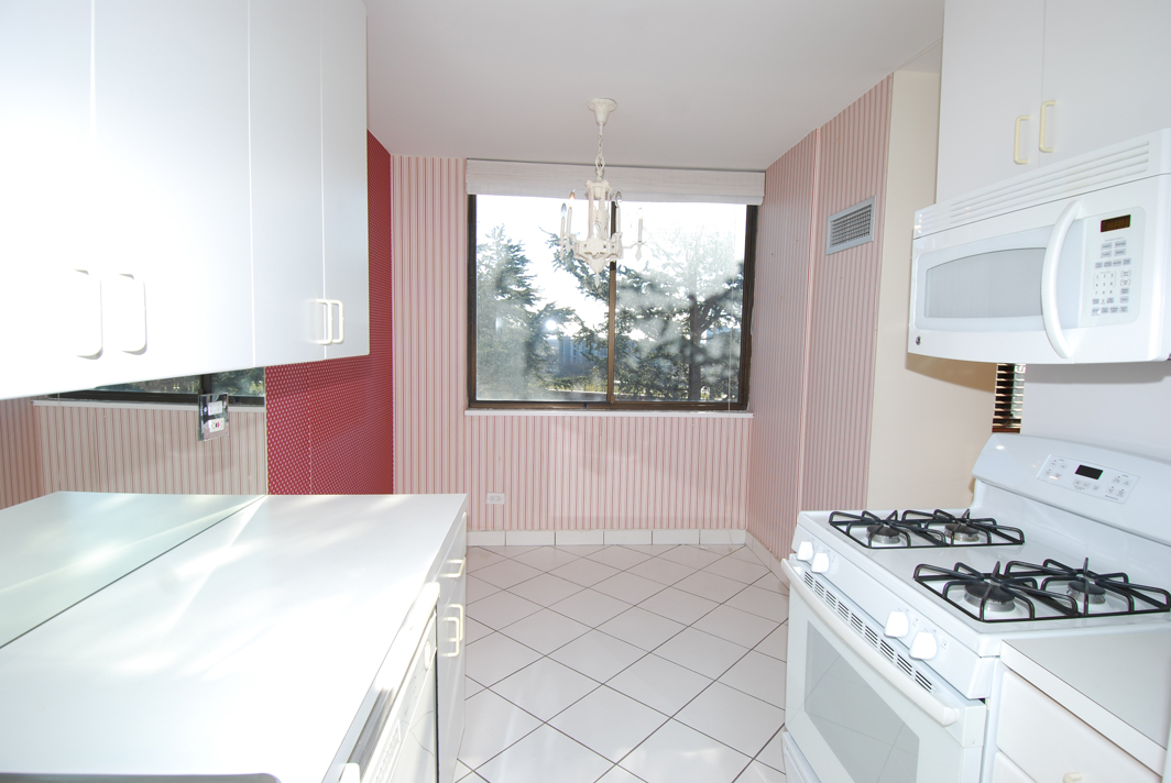 North Shore Towers Apt.