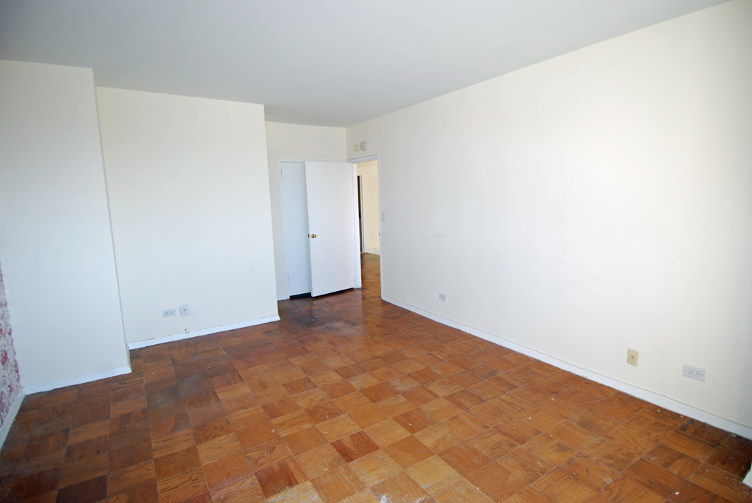 North Shore Towers Apt.