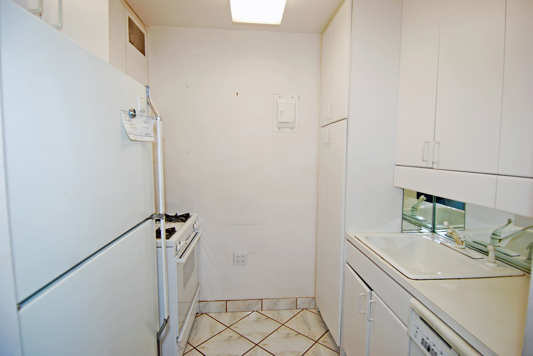 North Shore Towers Apt.