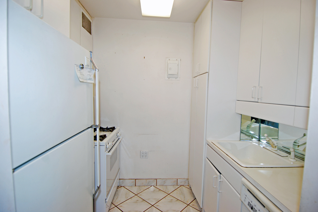 North Shore Towers Apt.