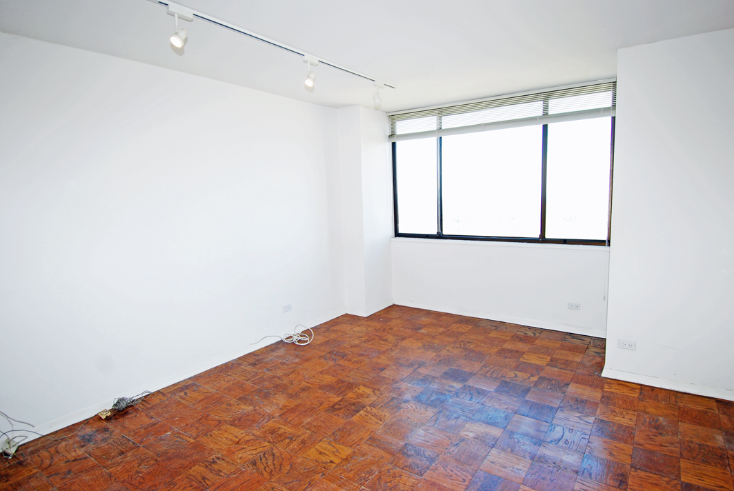 North Shore Towers Apt.