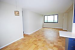 1 bedroom, 2 bath apt