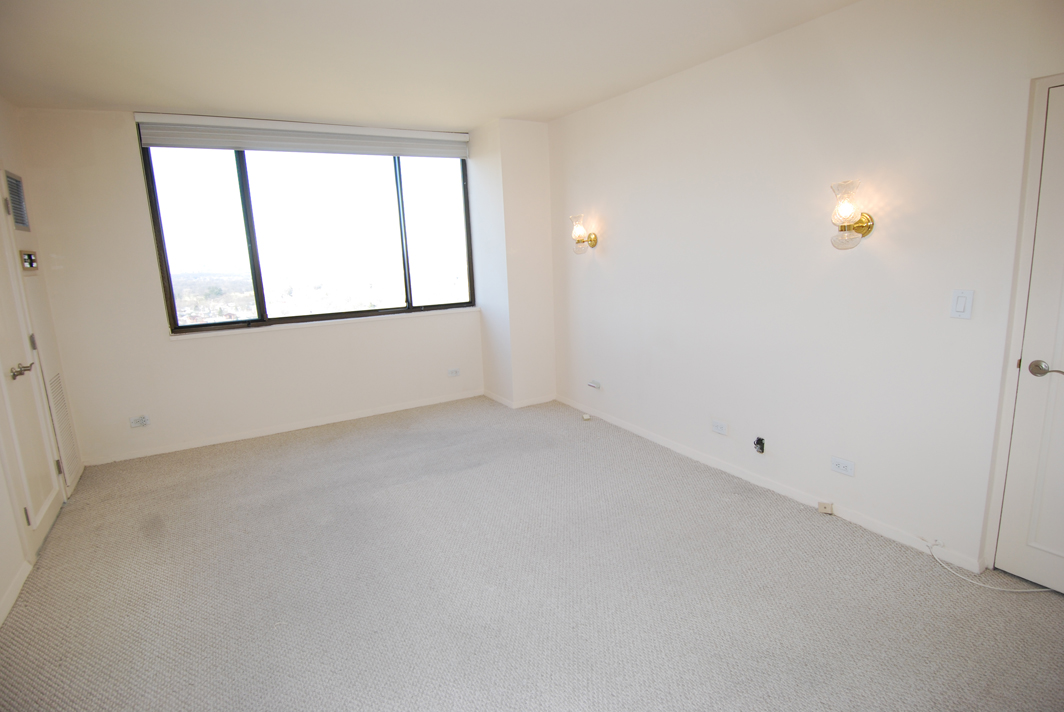 North Shore Towers Apt.