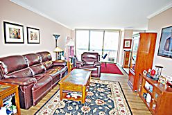 North Shore Towers 1    bedroom, 1.5 bath apt