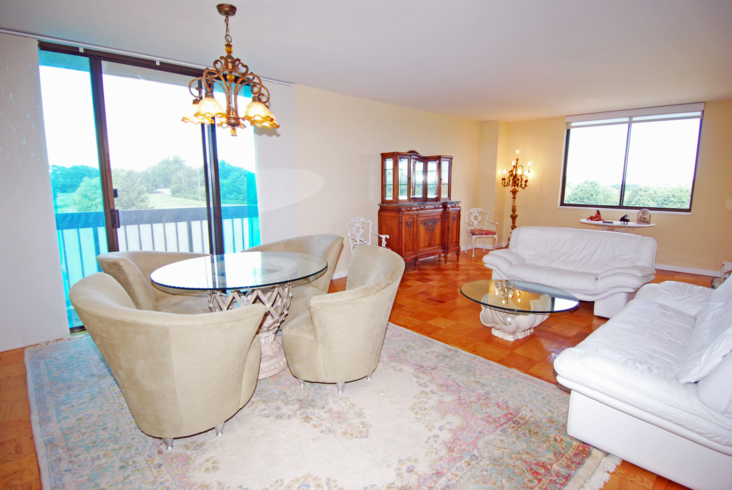 North Shore Towers Apt. 