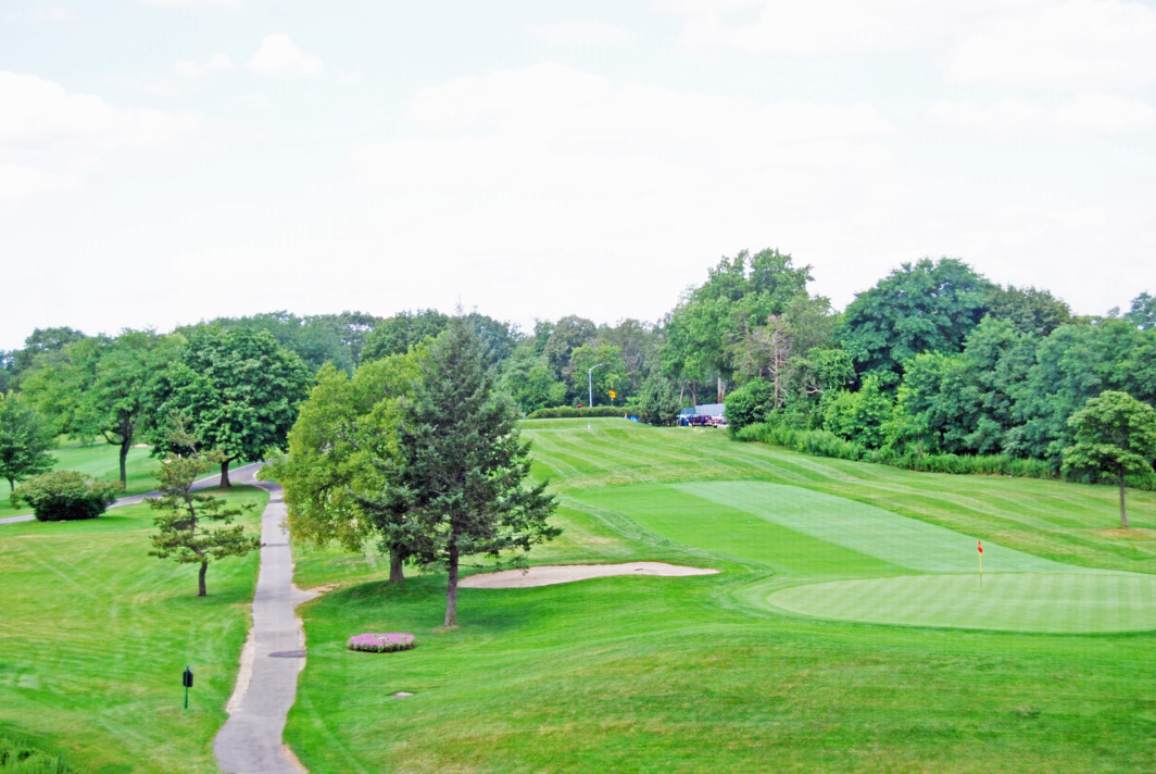 North Shore Towers Apt.