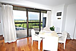 2 bedroom, 2 1/2  bath apt