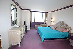 2 bedroom, 2 1/2  bath apt