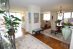 2 bedroom, 2 1/2 bath apt.