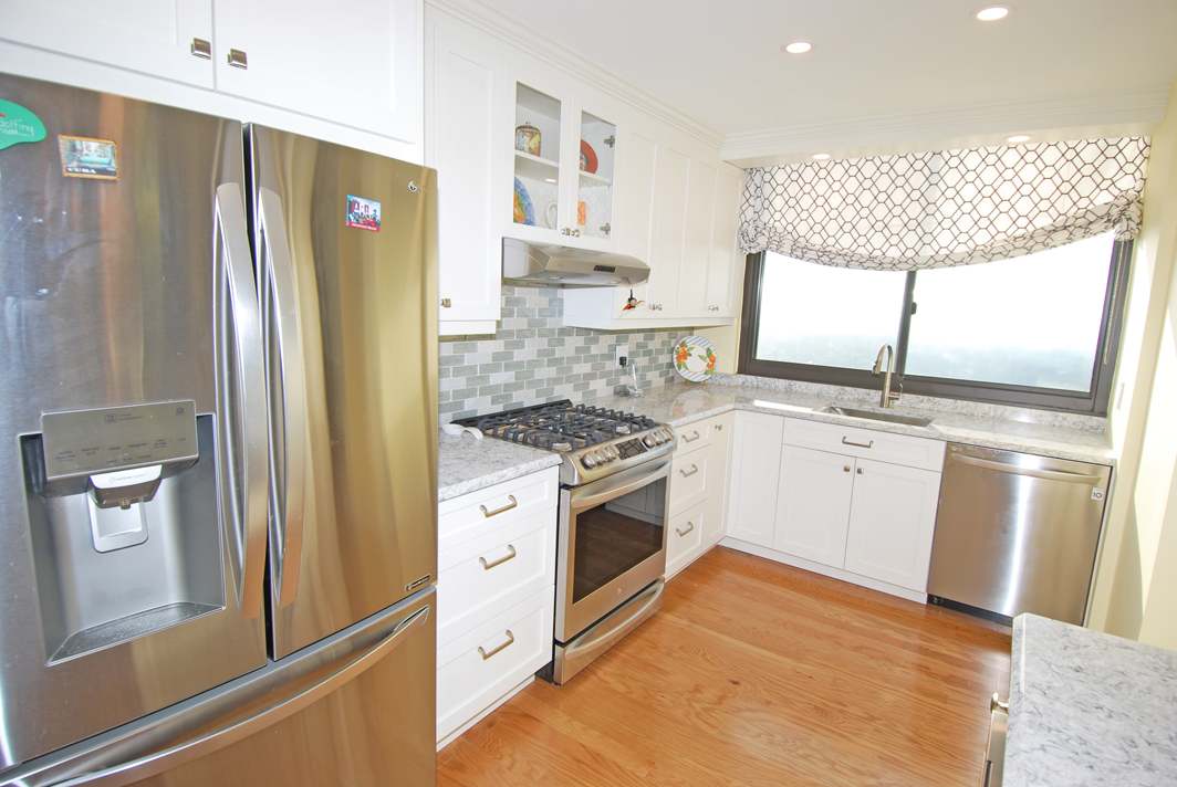 North Shore Towers Apt.