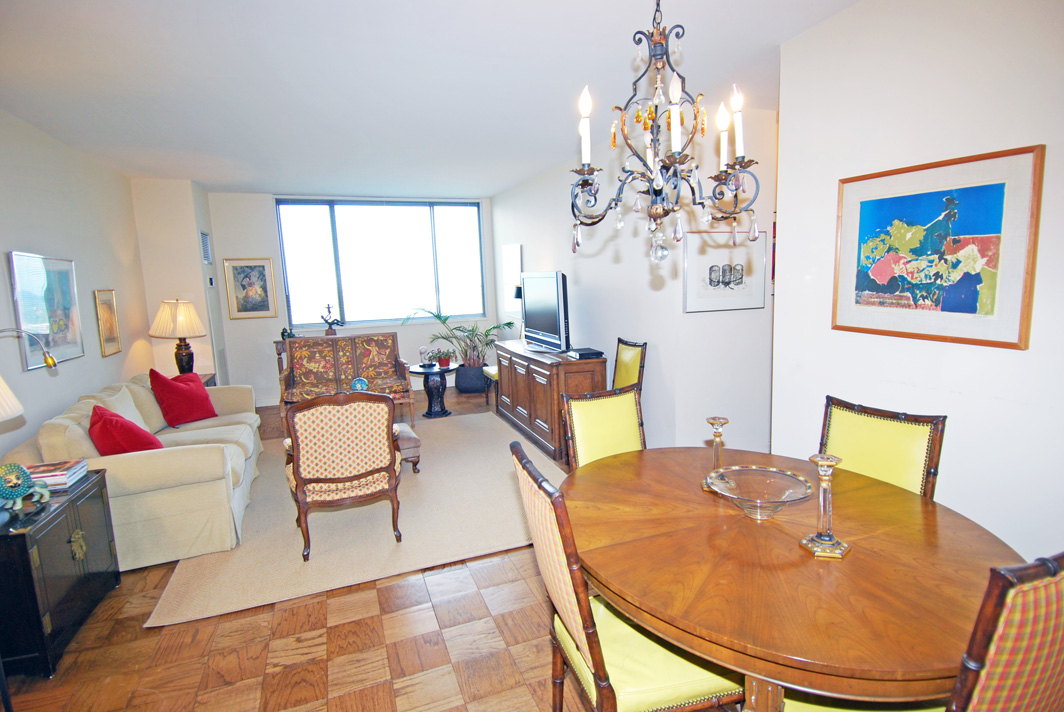 North Shore Towers 1 Bedroom Apartment
