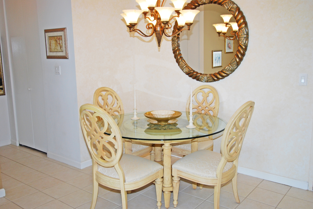 North Shore Towers 1 Bedroom Apartment