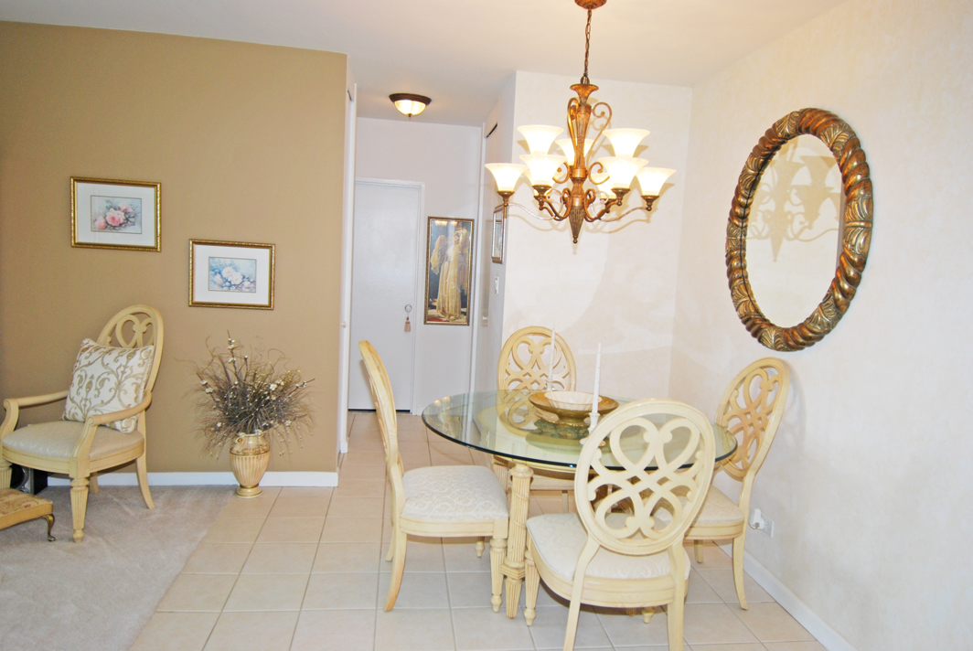 North Shore Towers 1 Bedroom Apartment