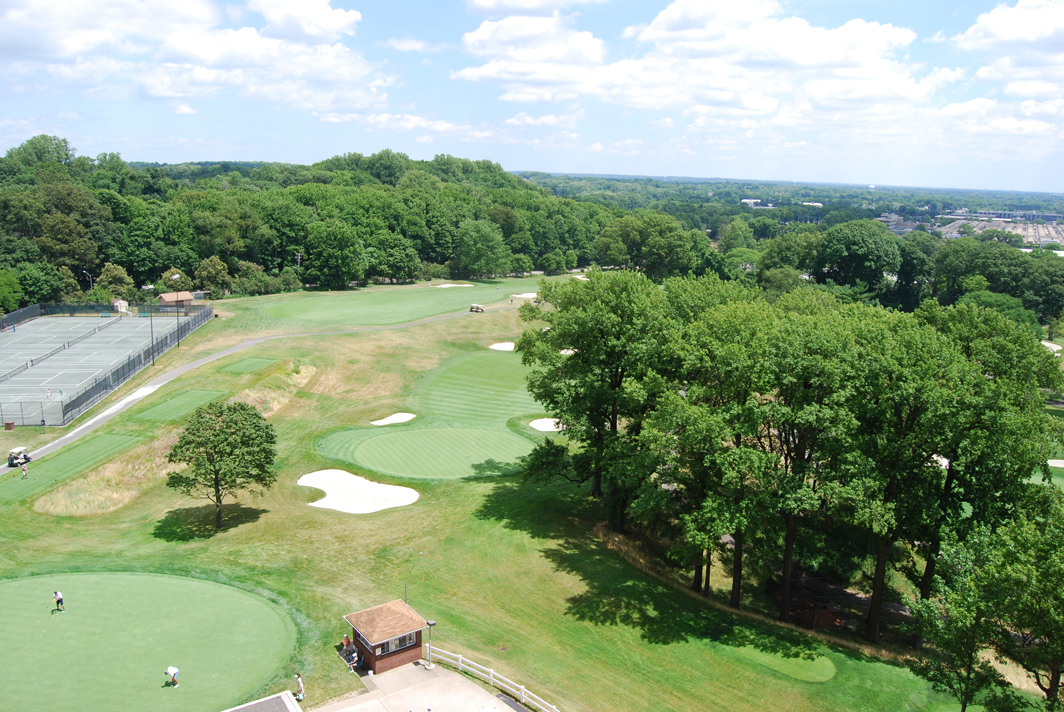 North Shore Towers 1 Bedroom Apartment