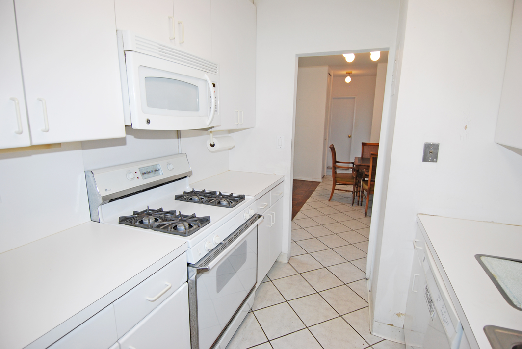 North Shore Towers 1 Bedroom Apartment