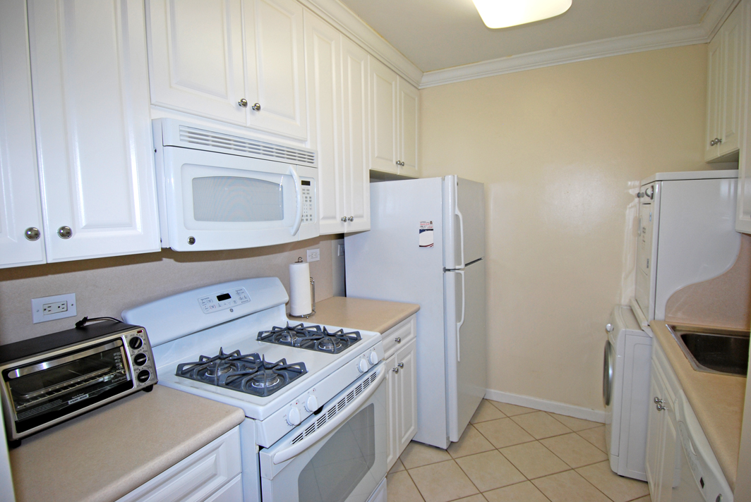 North Shore Towers Apartment