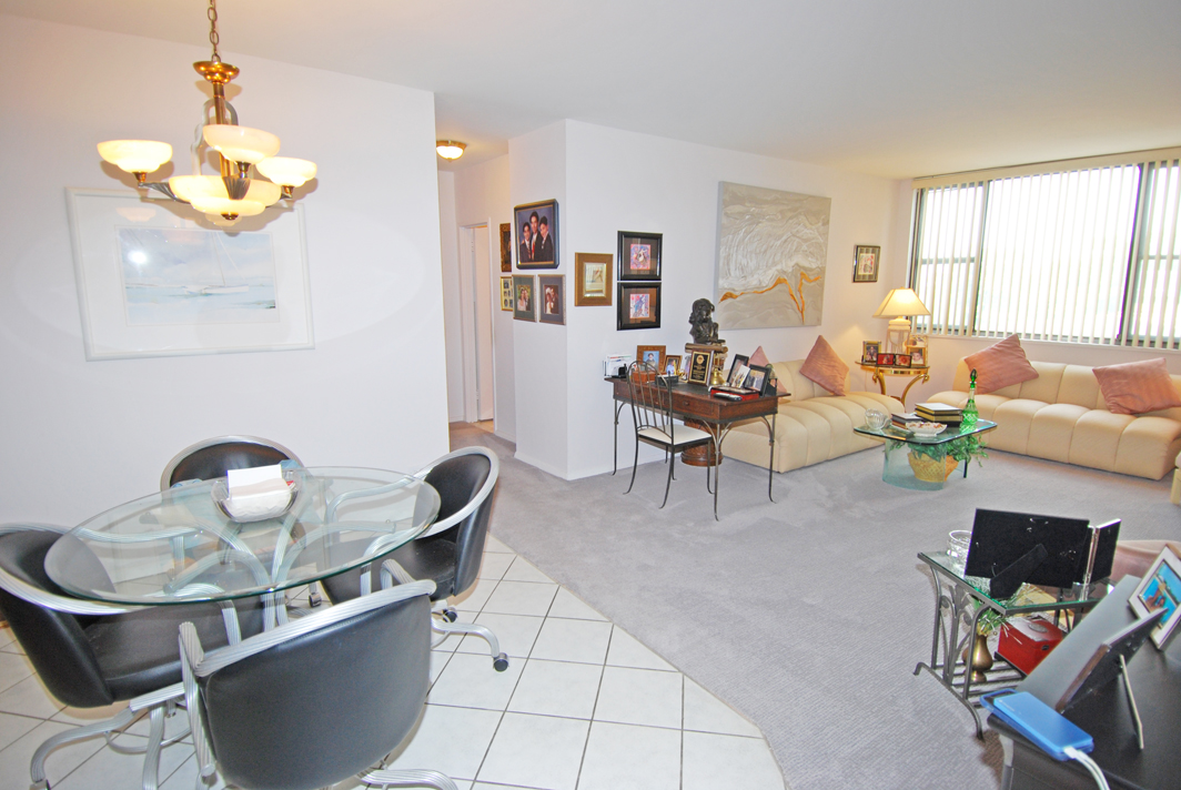 North Shore Towers 1 Bedroom Apartment