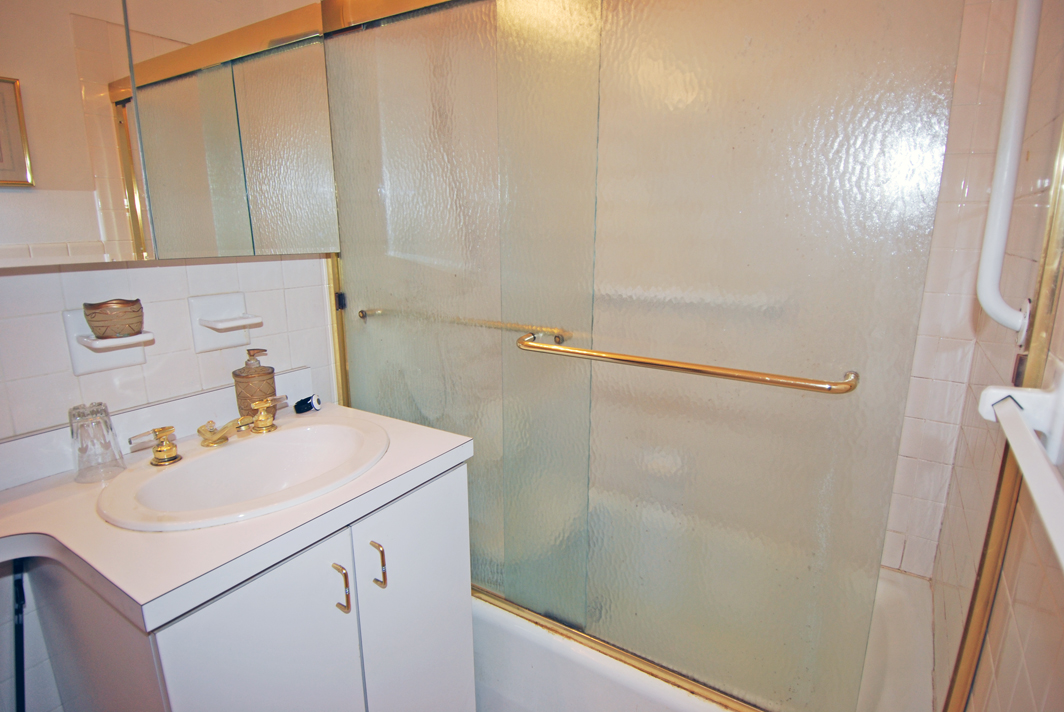 North Shore Towers 1 Bedroom Apartment