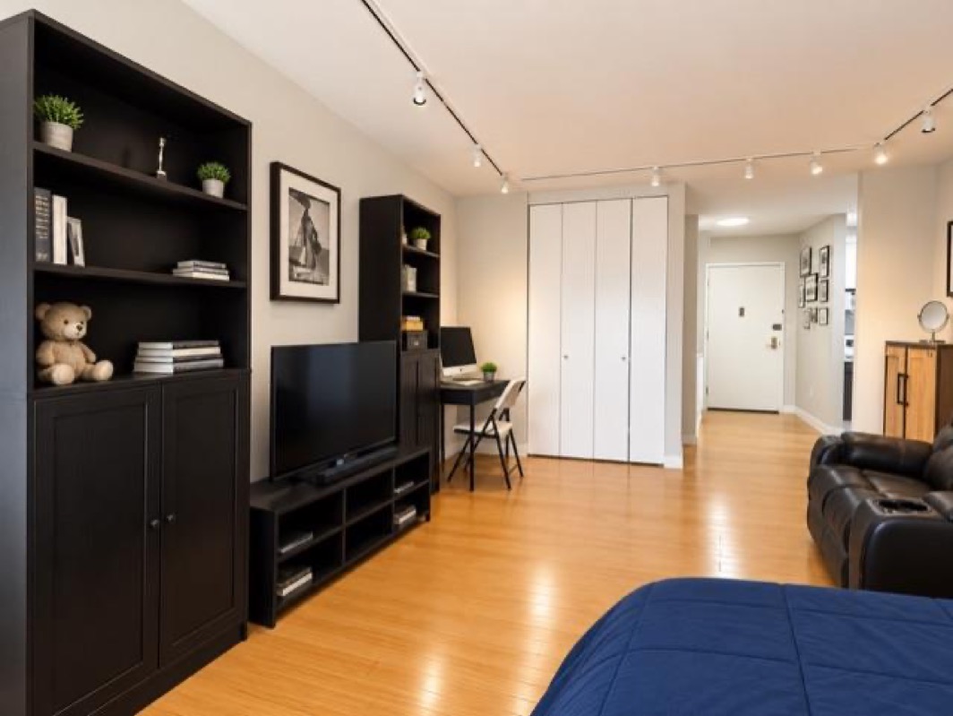 North Shore Towers Apt.