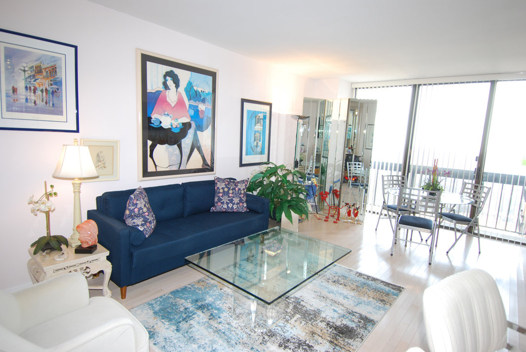 North Shore Towers 1 Bedroom Apartment