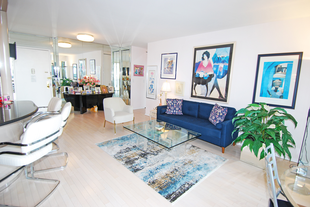 North Shore Towers 1 Bedroom Apartment