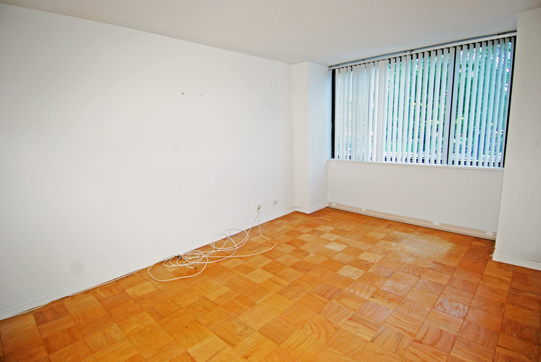 North Shore Towers 1 Bedroom Apartment