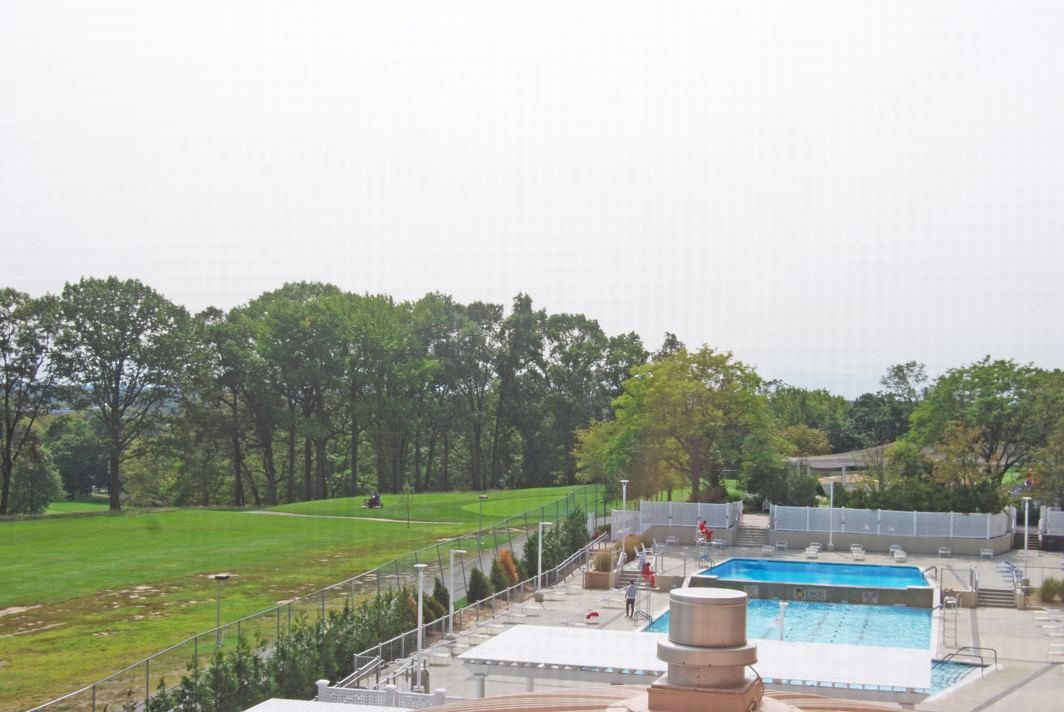 North Shore Towers Alcove Studio