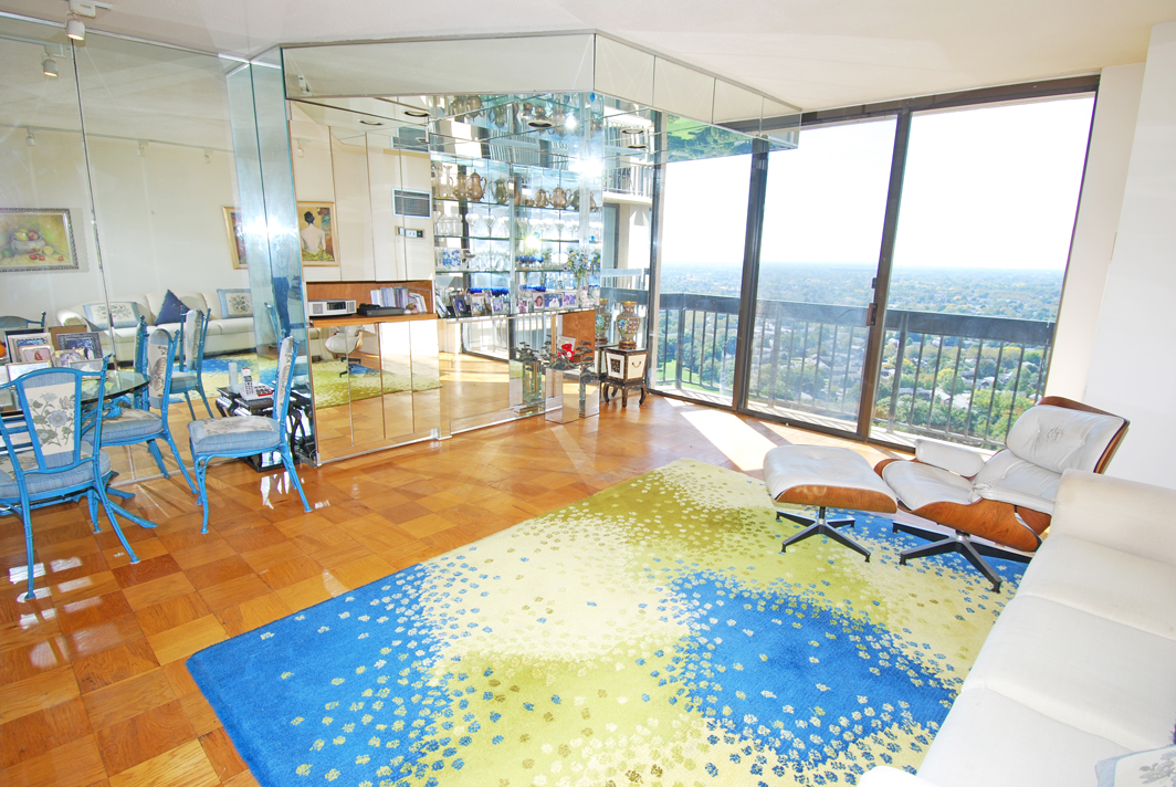 North Shore Towers 1 Bedroom Apartment