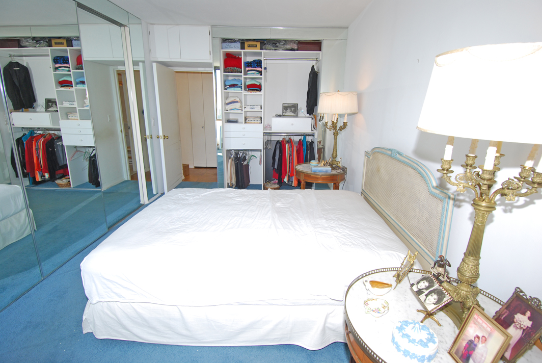 North Shore Towers 1 Bedroom Apartment