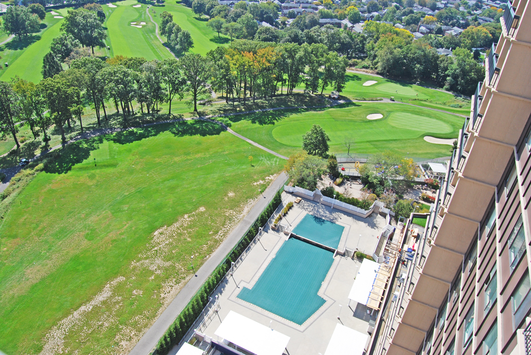 North Shore Towers 1 Bedroom Apartment