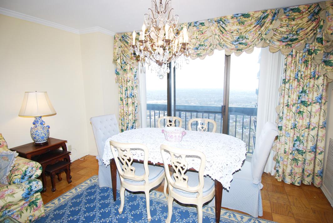 North Shore Towers 1 bedroom apt.