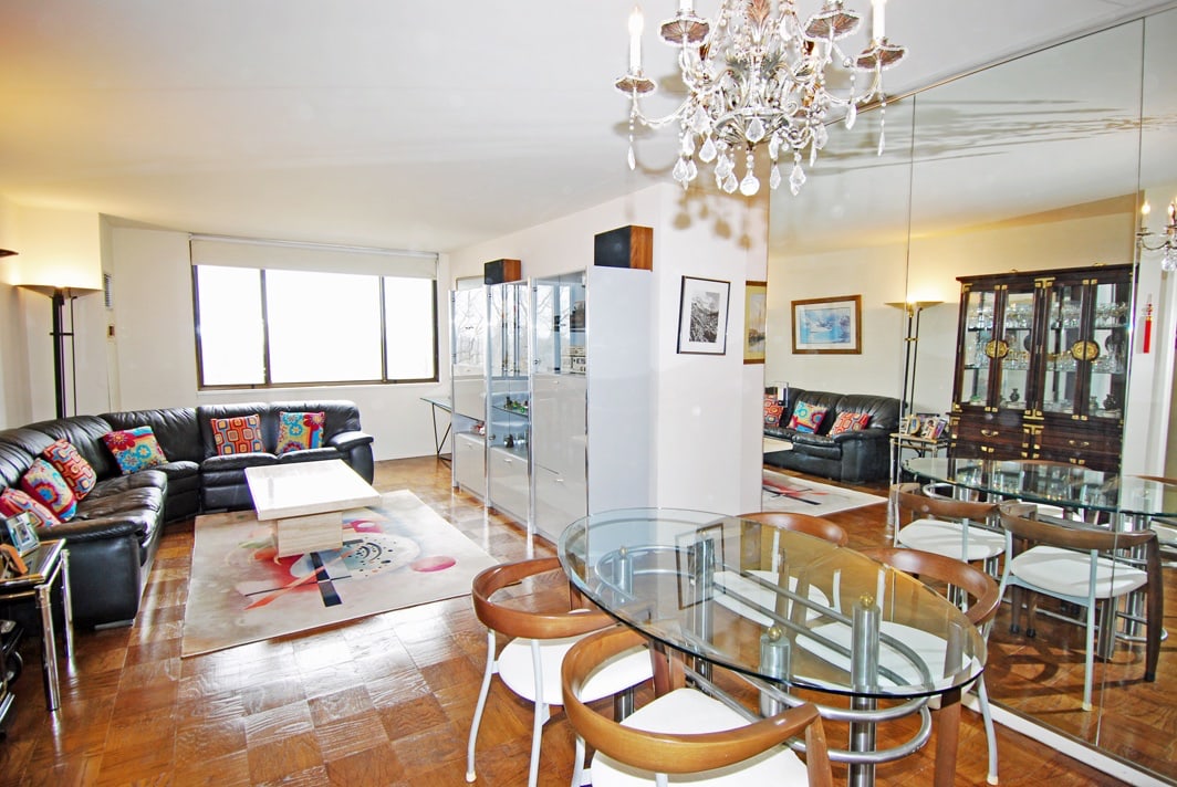 North Shore Towers Apt.