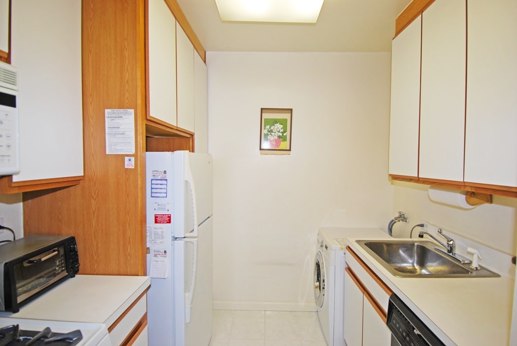 North Shore Towers Apt.