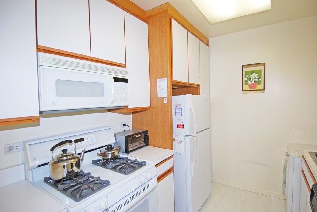 North Shore Towers Apt.