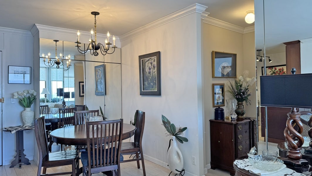 North Shore Towers Apt.