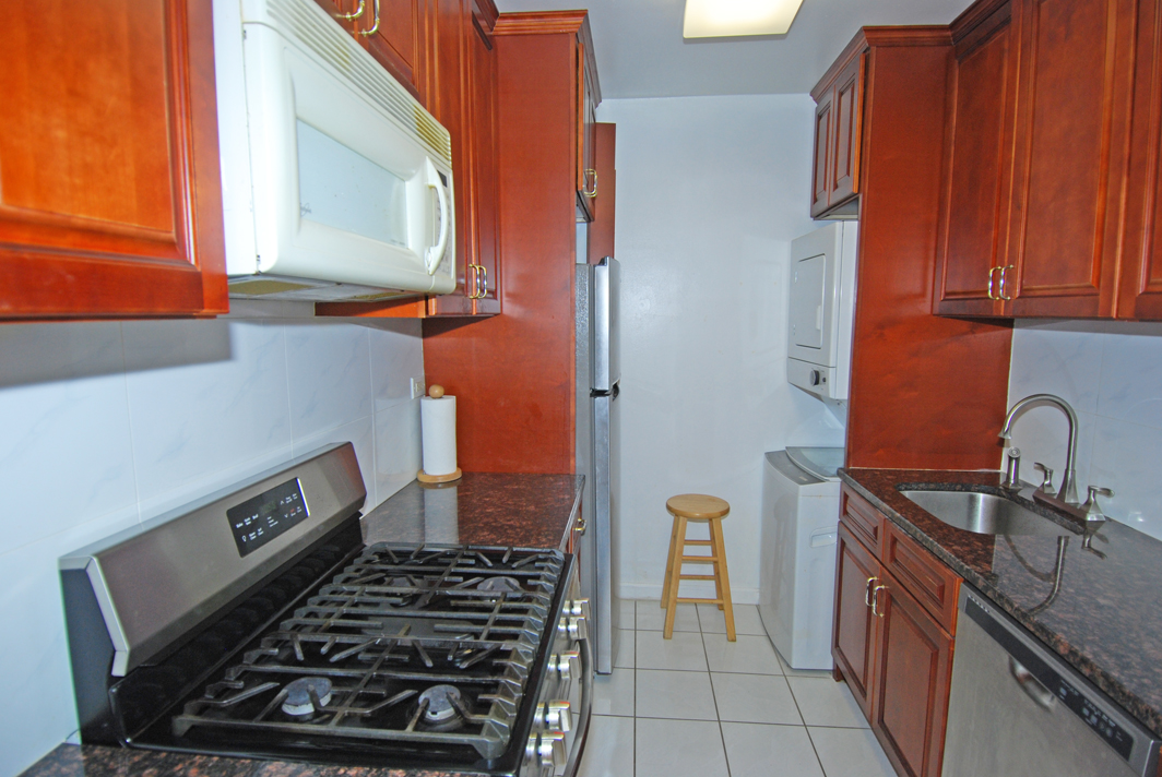 North Shore Towers apt.