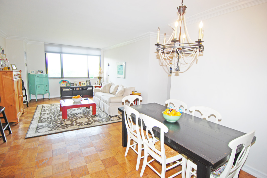 North Shore Towers 1 Bedroom Apartment