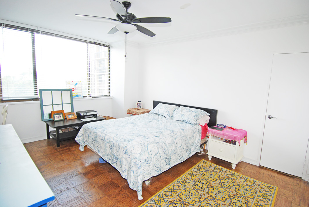 North Shore Towers 1 Bedroom Apartment