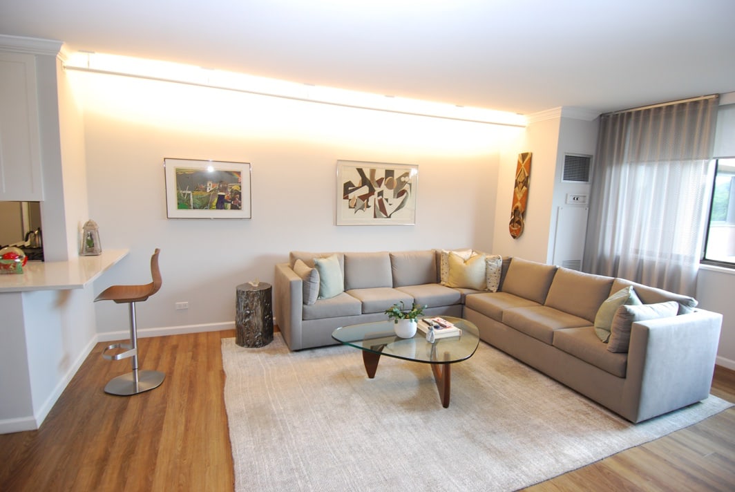 North Shore Towers Apt.