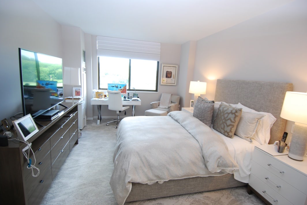 North Shore Towers Apt.