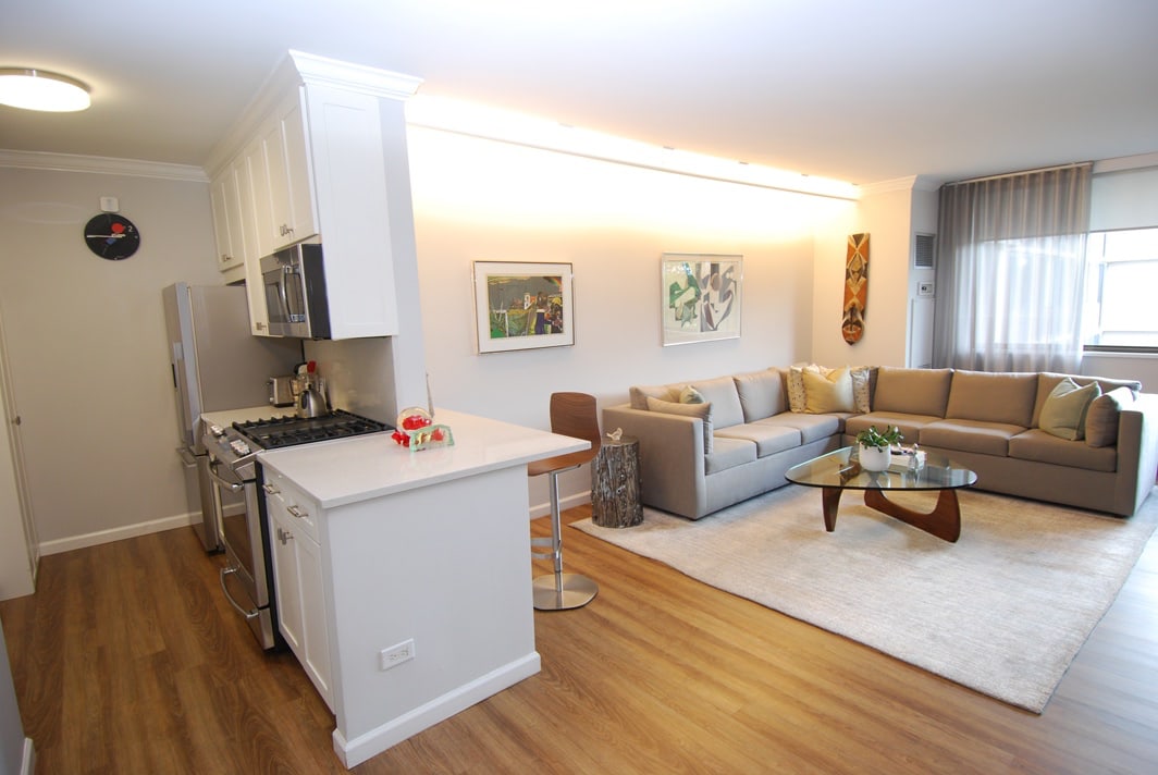 North Shore Towers Apt.