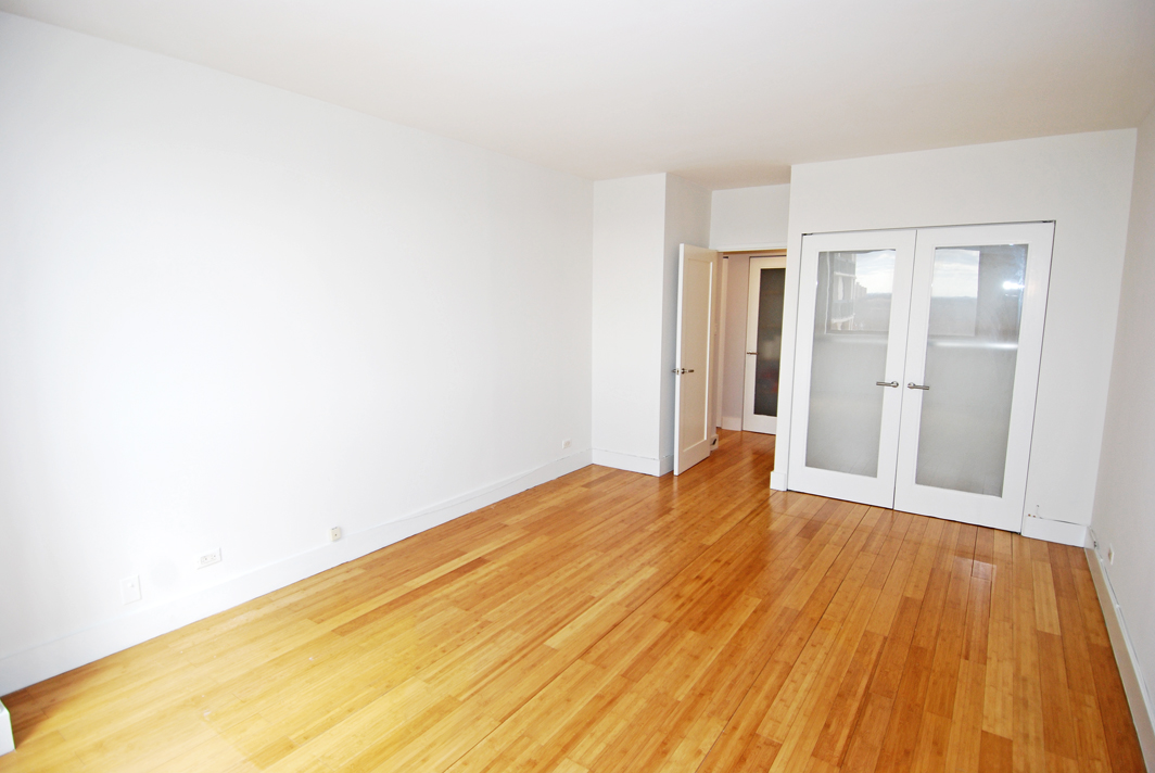 North Shore Towers  apt.