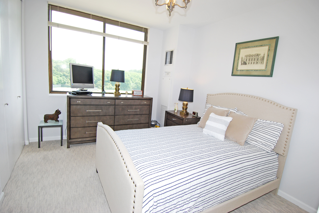 North Shore Towers apt.