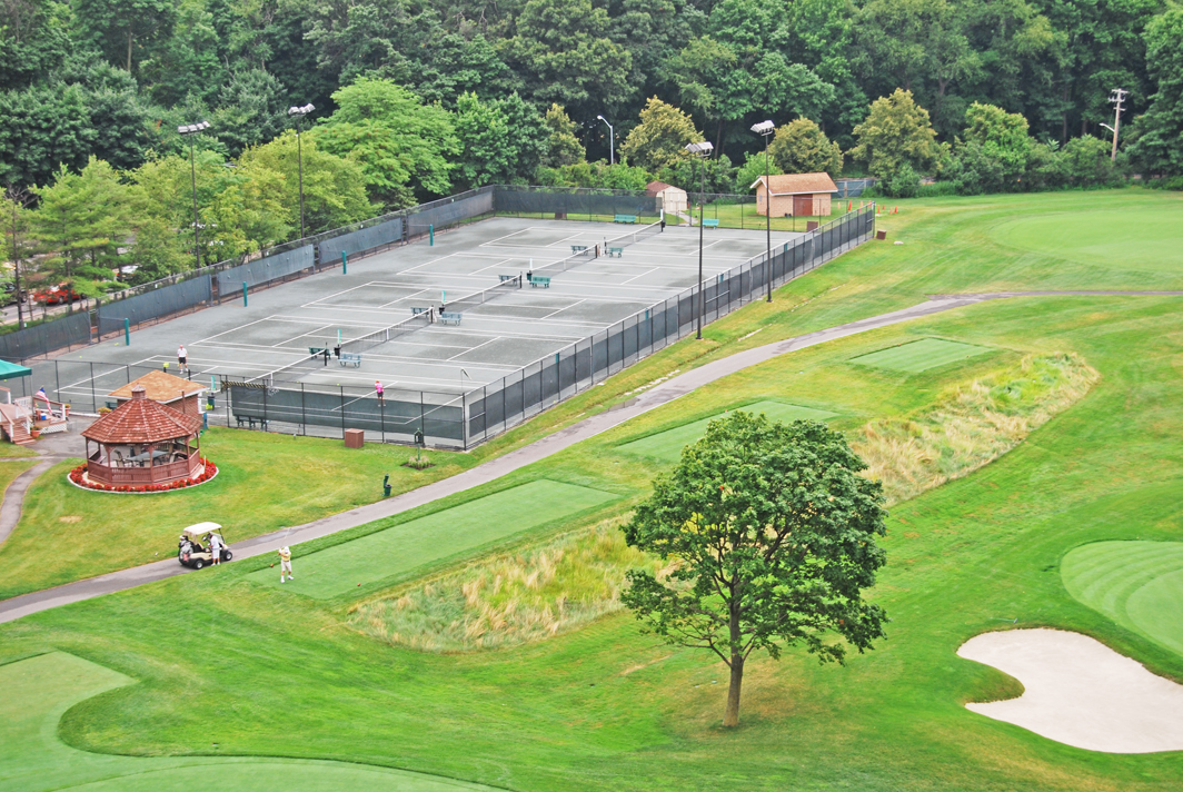 North Shore Towers Studio Apartment