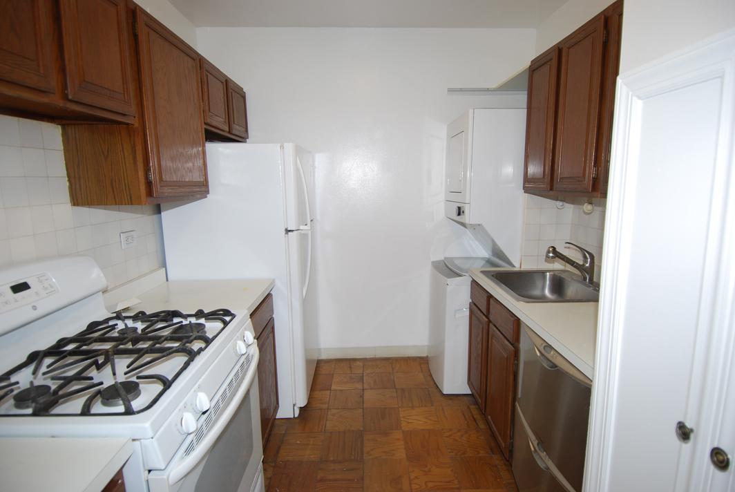 North Shore Towers 1 bedroom   Apartment