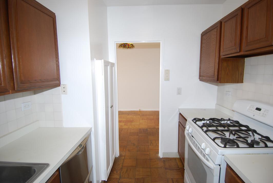 North Shore Towers 1 bedroom   Apartment